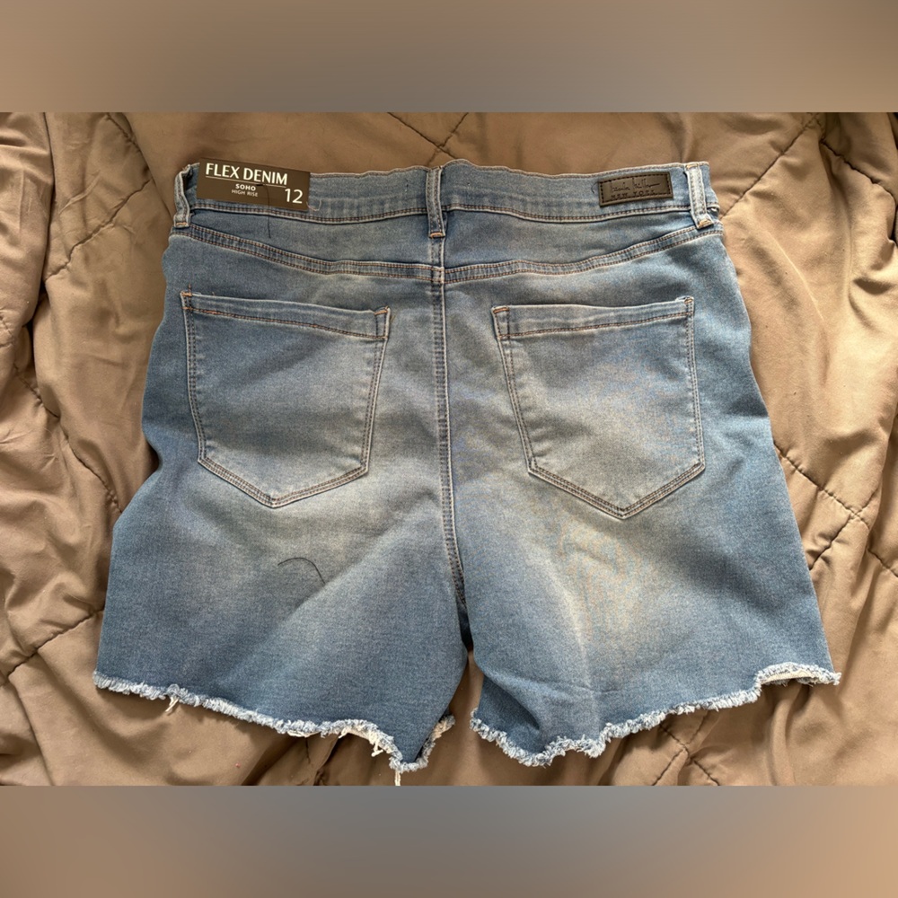 Nicole Miller Jean shorts